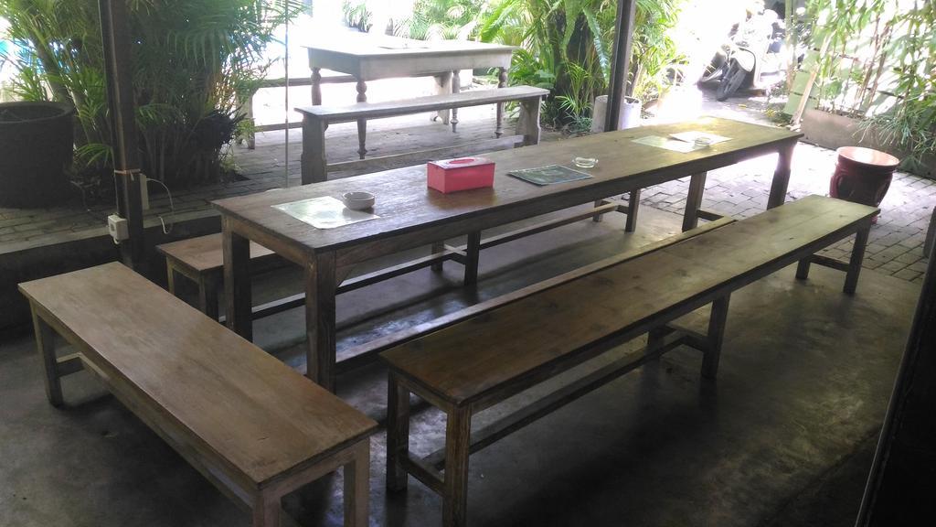 Auberge de jeunesse M Box Seminyak Extérieur photo